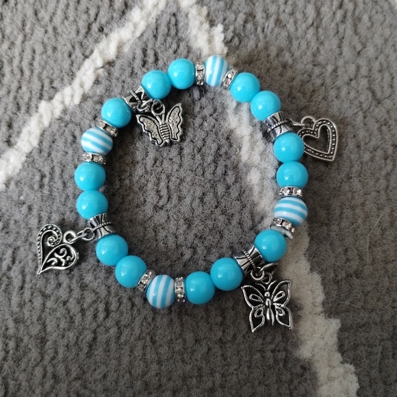 Beaded Blue Charm Bracelet - Picture 4 of 14